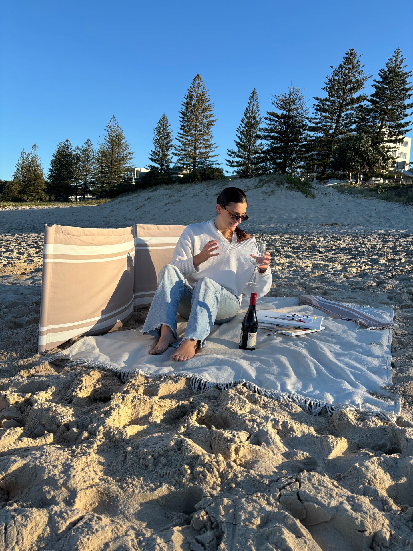 KIRRA - 2-Panel Breezy Windblock